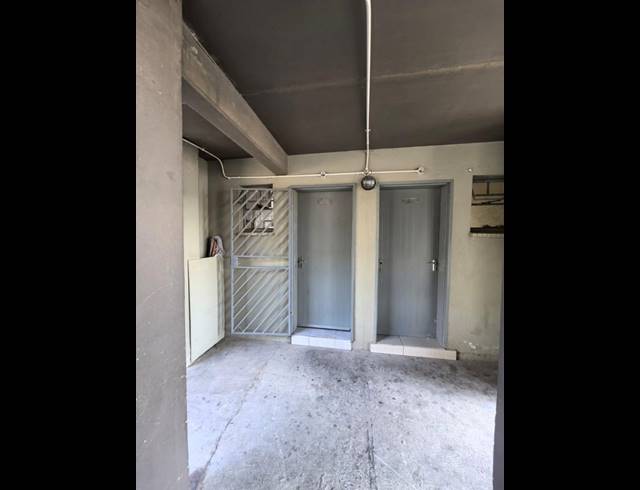 2 BEDROOM APARTMENT FOR SALE IN FLEURHOF